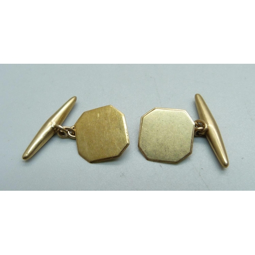 1089 - A pair of 9ct gold cufflinks, 4.4g