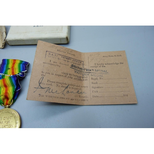 1093 - A boxed pair of WWI medals to A-257230 Pte. A.F. Ranson, A.S.C