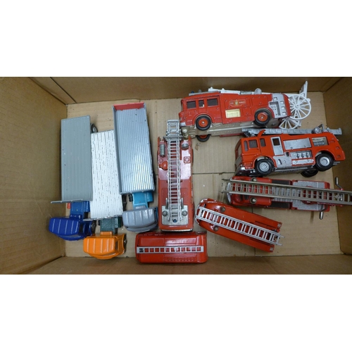 1143 - A collection Dinky Toys die-cast model fire engines and trucks