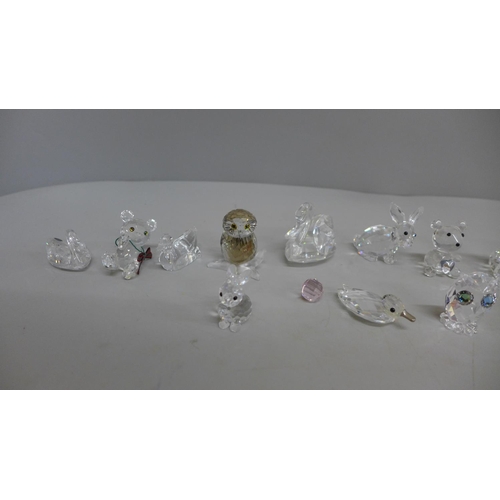 607 - A collection of Swarovski crystal animals, unboxed