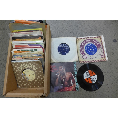 644 - A collection of 45rpm singles and albums