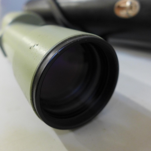 669 - An Opticron spotter scope, cased