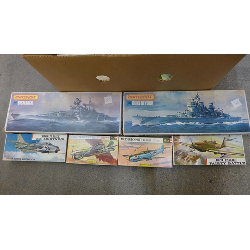 704 - A collection of plastic model kits including Revell, Matchbox and Airfix