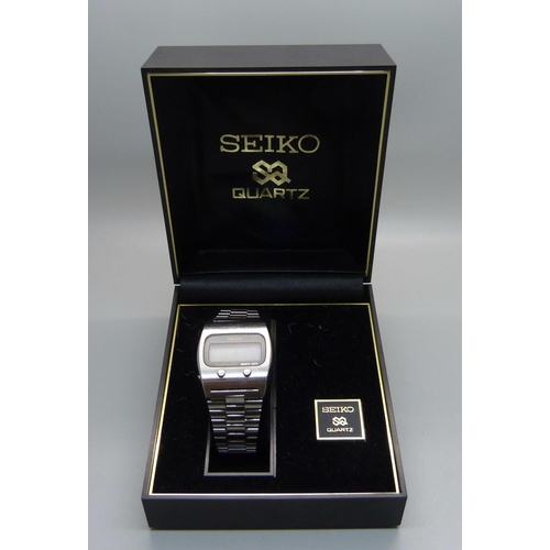 832 - A Seiko quartz LC LCD 1976 wristwatch, 0439-5007