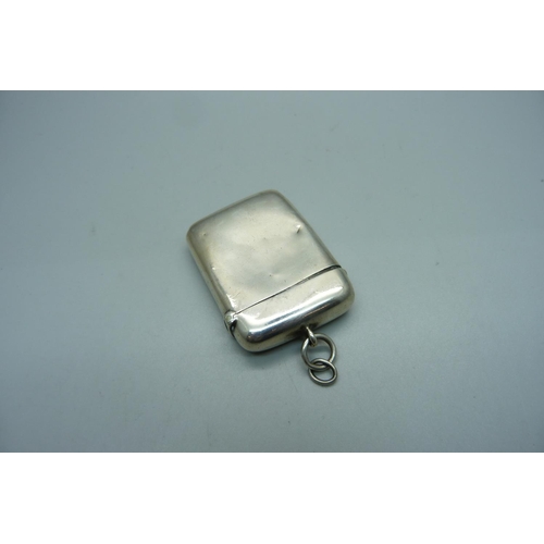 846 - A silver vesta case, a/f, dented