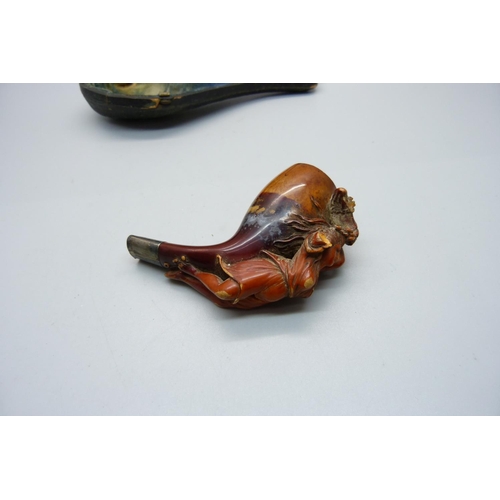 875 - A cased Meerschaum pipe, lacking stem, a/f