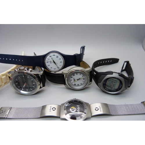 889 - A collection of wristwatches