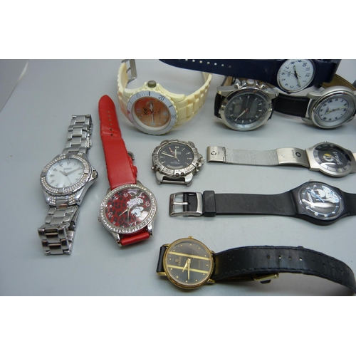 889 - A collection of wristwatches