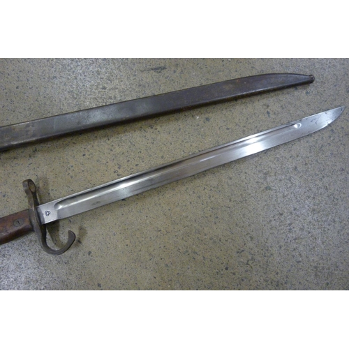 917 - A Japanese Arisika WWII bayonet, Tokyo Arsenal Foundry mark