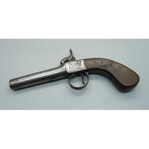 922 - A percussion pistol, with screw off barrel, 17.5cm