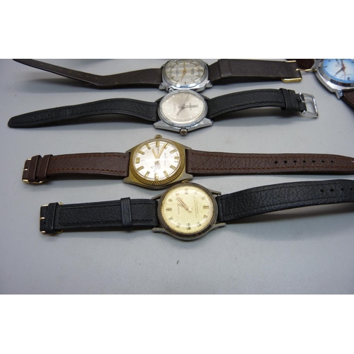 933 - A collection of mechanical wristwatches including a diver's watch