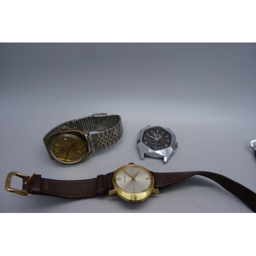 933 - A collection of mechanical wristwatches including a diver's watch