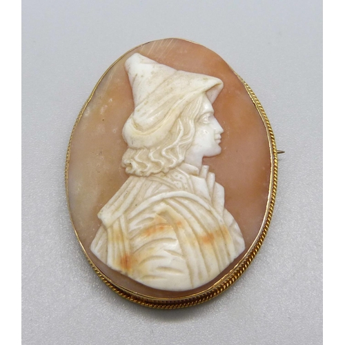 937 - A 15ct gold mounted cameo brooch, total weight 10.7g