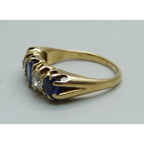 950 - An 18ct gold, sapphire and diamond ring, 4g, K