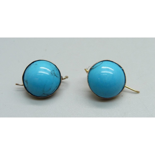 951 - A pair of 9ct gold mounted turquoise earrings