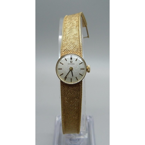 980 - A lady's 9ct gold Omega wristwatch, gross weight 22g