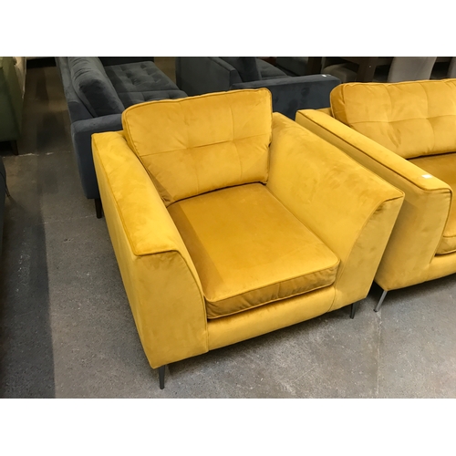 1465 - A mustard yellow velvet pinched back love seat and armchair