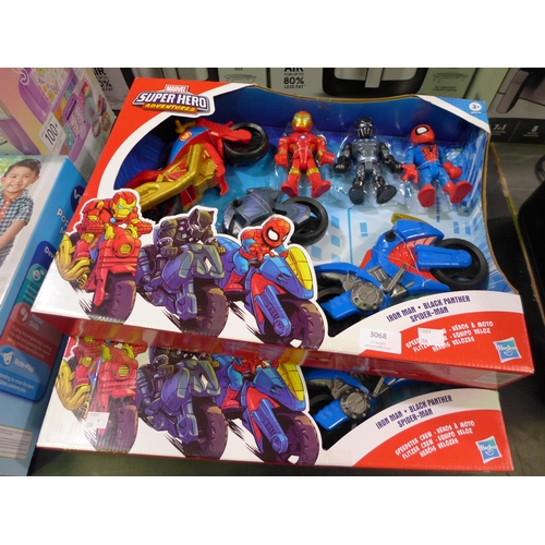 3068 - Marvel Heroes & Bikes (288-232,233) * This lot is subject to VAT