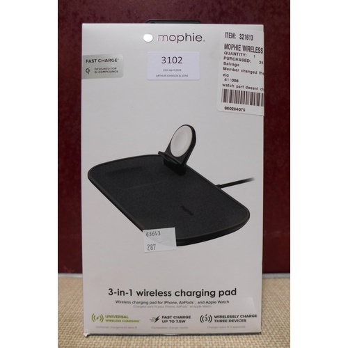 3102 - Mophie Wireless 3-in-1 Black Charging Pad (286-219) * This lot is subject to VAT