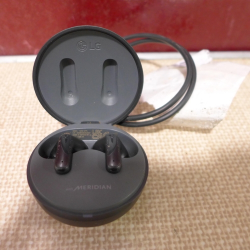 3112 - LG Wireless Earbuds (model:- TONE-UFP5) (288-55) * This lot is subject to VAT