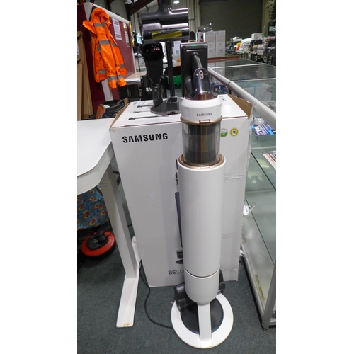 3135 - Samsung Bespoke Jet Pet Vacuum Cleaner with Battery original RRP £499.99 + VAT (288-278) * This lot ... 