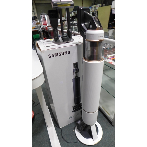 3135 - Samsung Bespoke Jet Pet Vacuum Cleaner with Battery original RRP £499.99 + VAT (288-278) * This lot ... 