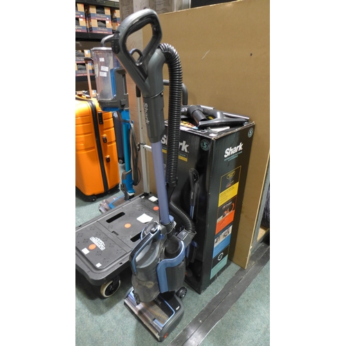 3197 - Shark Cordless Upright Vacuum Cleaner (model:- ICZ160UK), original RRP £189.99 + VAT (286-57) * This... 