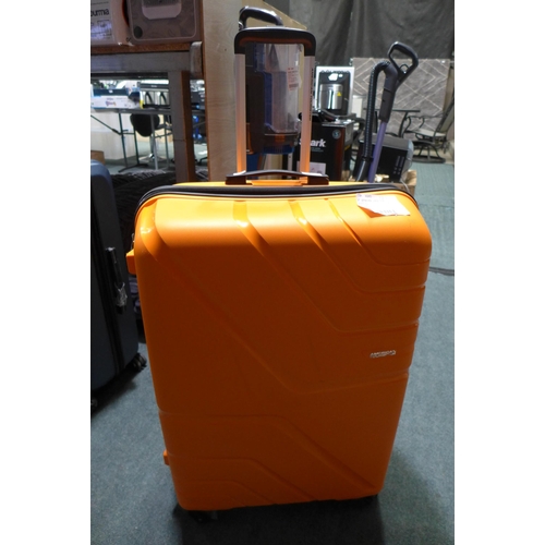 3200 - American Bon Air Large 79cm Orange Hardside Spinner Case (288-270) * This lot is subject to VAT