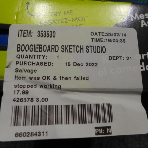 3219 - Boogieboard Sketch Studio, Peppa Pig World Playhouse  (286-184,204) * This lot is subject to VAT