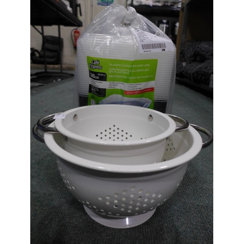 3220 - Cafe Express Plastic Containers & Lids & 2 White Colanders    (286-175,197) * This lot is subject to... 