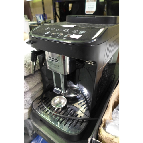 3291 - Delonghi Bean To Cup Coffee Machine (model:- ECAM290.22.B), original RRP £284.99 + VAT (288-313) * T... 