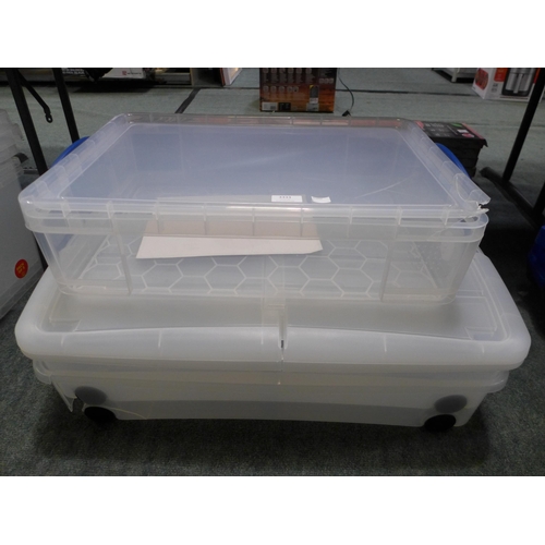 3333 - 24.5L Really Useful Box and two under bed plastic storage containers - all cracked