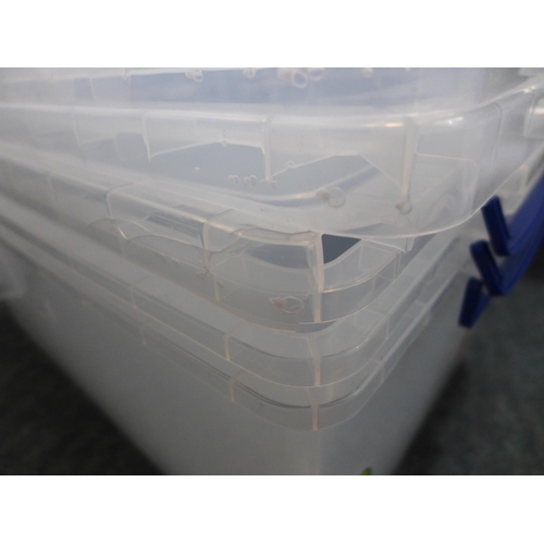 3334 - 3 x 62L Really Useful boxes - one cracked lid