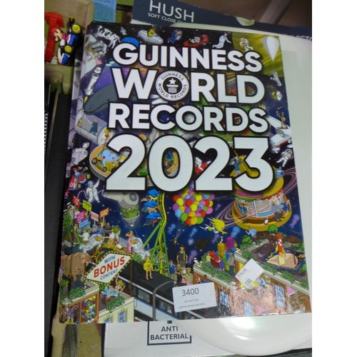 3400 - 3 x Guinness World Record Books (2023) and Mario Kart Racetrack (288-186,196) * This lot is subject ... 