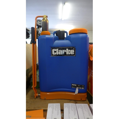 2041 - Clarke 16ltr back pack sprayer