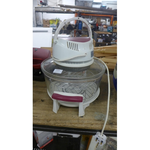 2078 - Halogen oven and 2000W convection heater