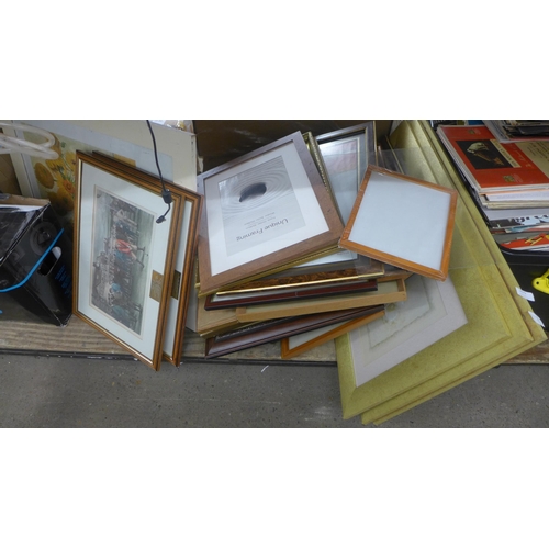 2079 - Large quantity of framed prints