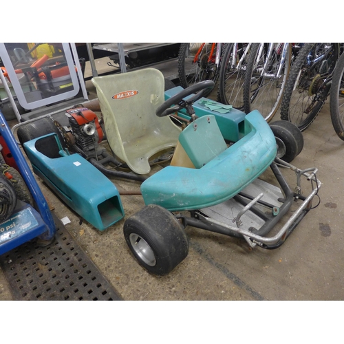 2371 - Petrol go-kart with spare frame and Radne Raket 65 engine