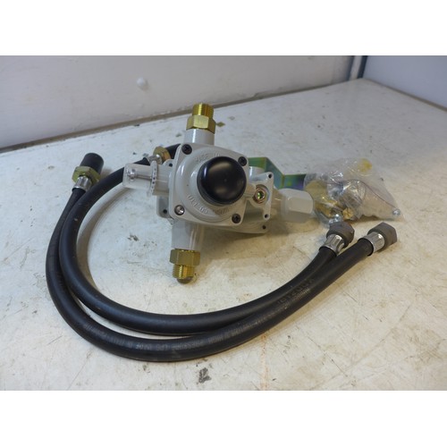 2012 - Cavagna RF6/0 automatic gas change over regulator, unused