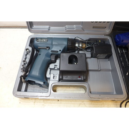 2013 - 3 Power tools and grease gun; Black & Decker 7.2v, Challenge 14.4v and other cordless drills and Bla... 