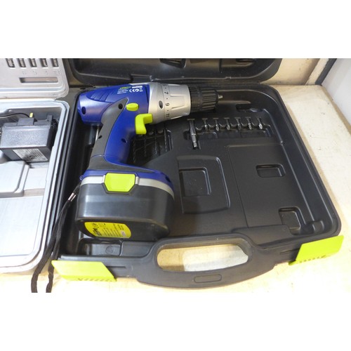 2013 - 3 Power tools and grease gun; Black & Decker 7.2v, Challenge 14.4v and other cordless drills and Bla... 