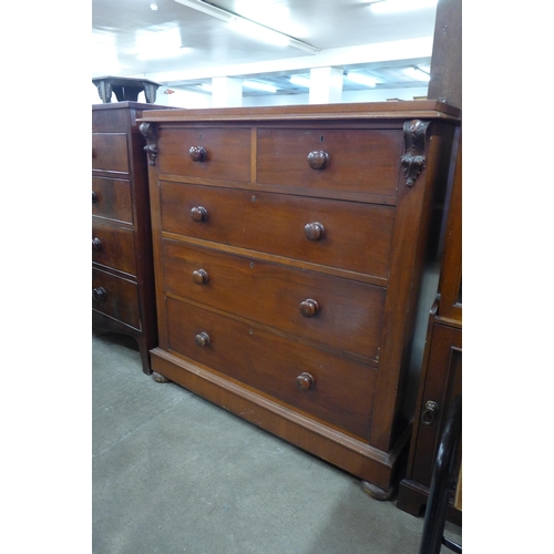 95 - A Victorian mahogany chest of drawers