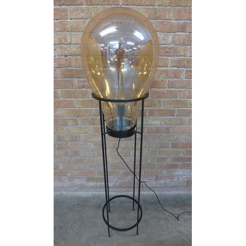 5 - A floor standing Edison bulb lamp (H=152cm)