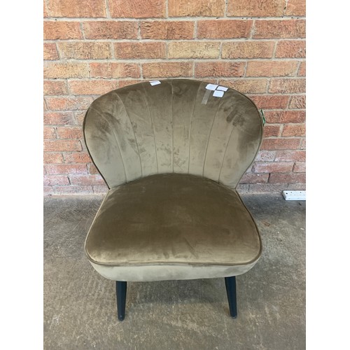 17 - A Lydel brown upholstered shell back side chair (H=74cm x W=62cm x D=76cm)