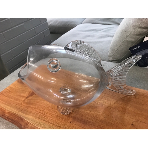 1391 - A glass sweet jar in the form of a fish