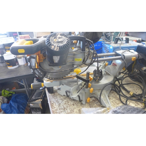 2121 - Peugeot compound sliding mitre saw