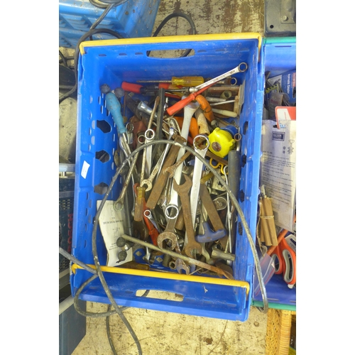 2123 - 2 Trays of assorted hand tools, mostly spanners and screwdrivers