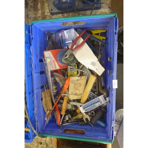 2123 - 2 Trays of assorted hand tools, mostly spanners and screwdrivers