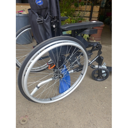 2139 - Action 3NG large wheeled wheelchair with foot rests