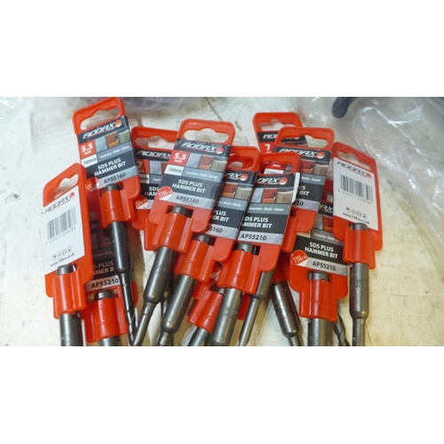 2192 - Box of assorted DIY consumables: four Addax drill bits 7mm x 150mm, ten 7mm x 210mm, 2 boxes of M4X3... 